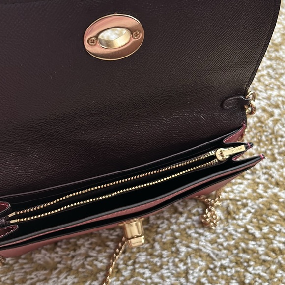 Coach - Picture 8 of 8